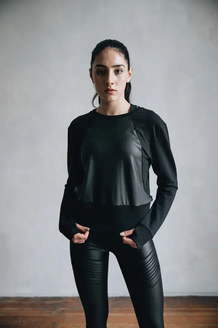 Sweatshirt Negra